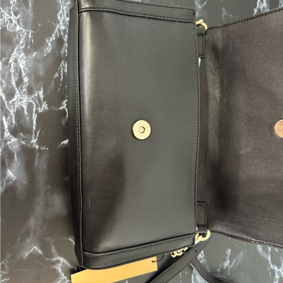 DONNA KARAN NEW YORK Handbag 100% Leather Black Charm Crossbody AUTHENTIC NEW - Picture 5 of 10